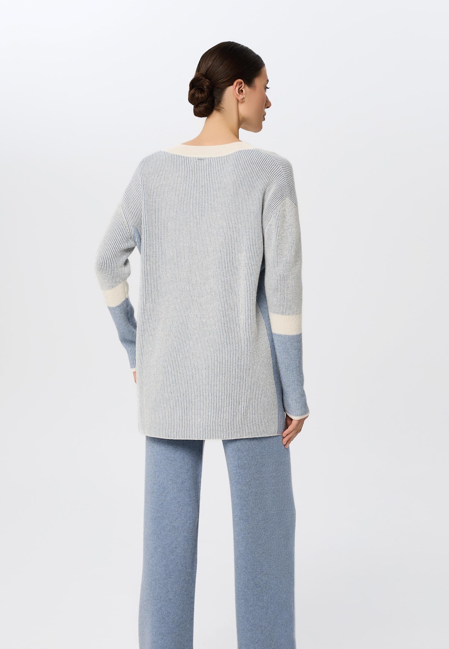 Кашемировый джемпер с V – образным вырезом W25-00CH0916 Marc & André